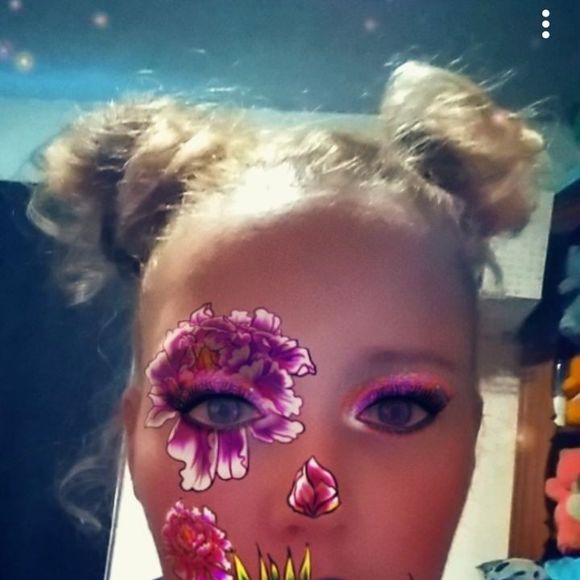 Meet your Posher, Sara - Picture 1 of 1